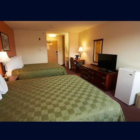 Coos Motor Inn Lancaster Extérieur photo