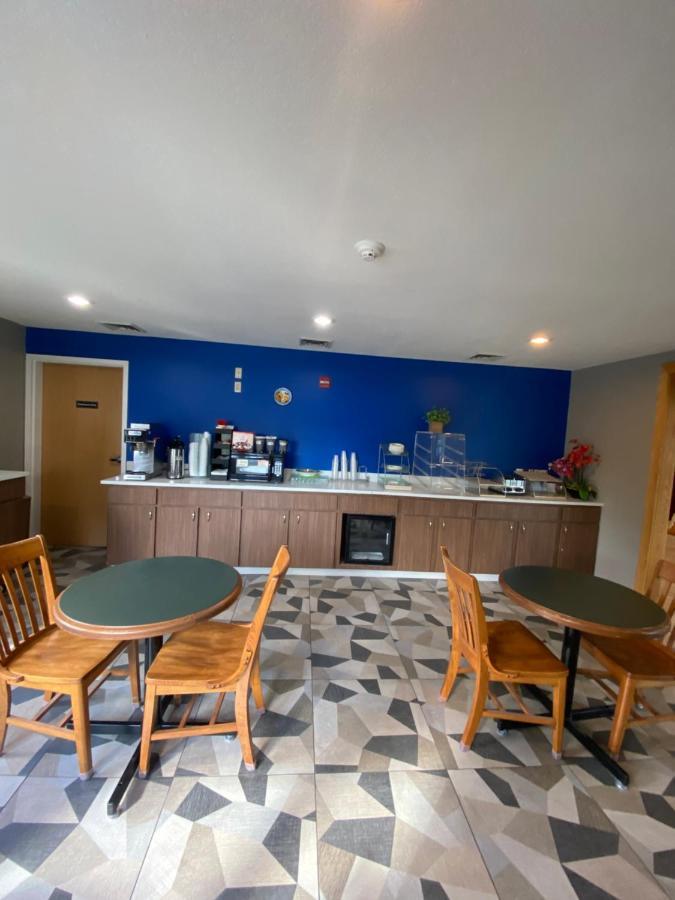 Coos Motor Inn Lancaster Extérieur photo